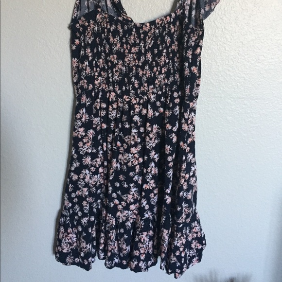 Flower Dress - Picture 2 of 4